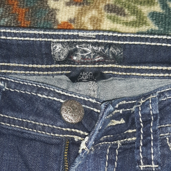 Jeans - Picture 3 of 3